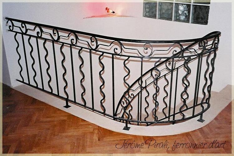 Rampe escalier fer forgé type provençal